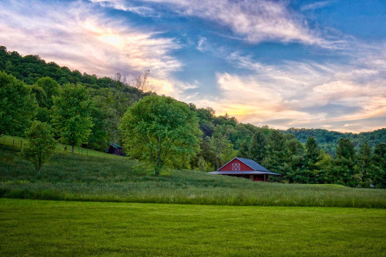 Mountain Springs Cabins Candler Eksteriør billede