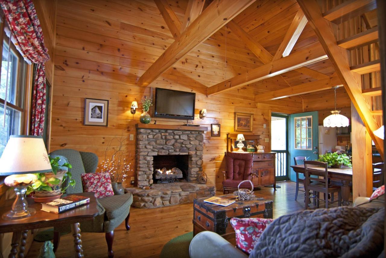 Mountain Springs Cabins Candler Eksteriør billede