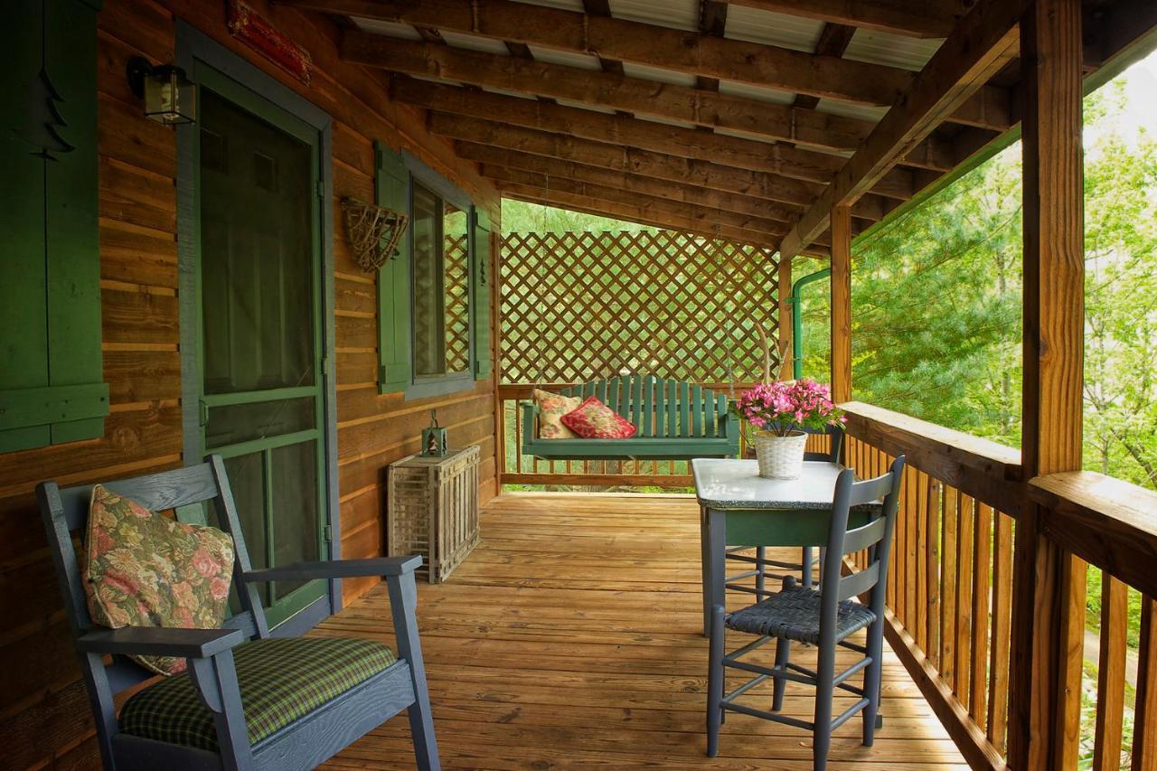 Mountain Springs Cabins Candler Eksteriør billede