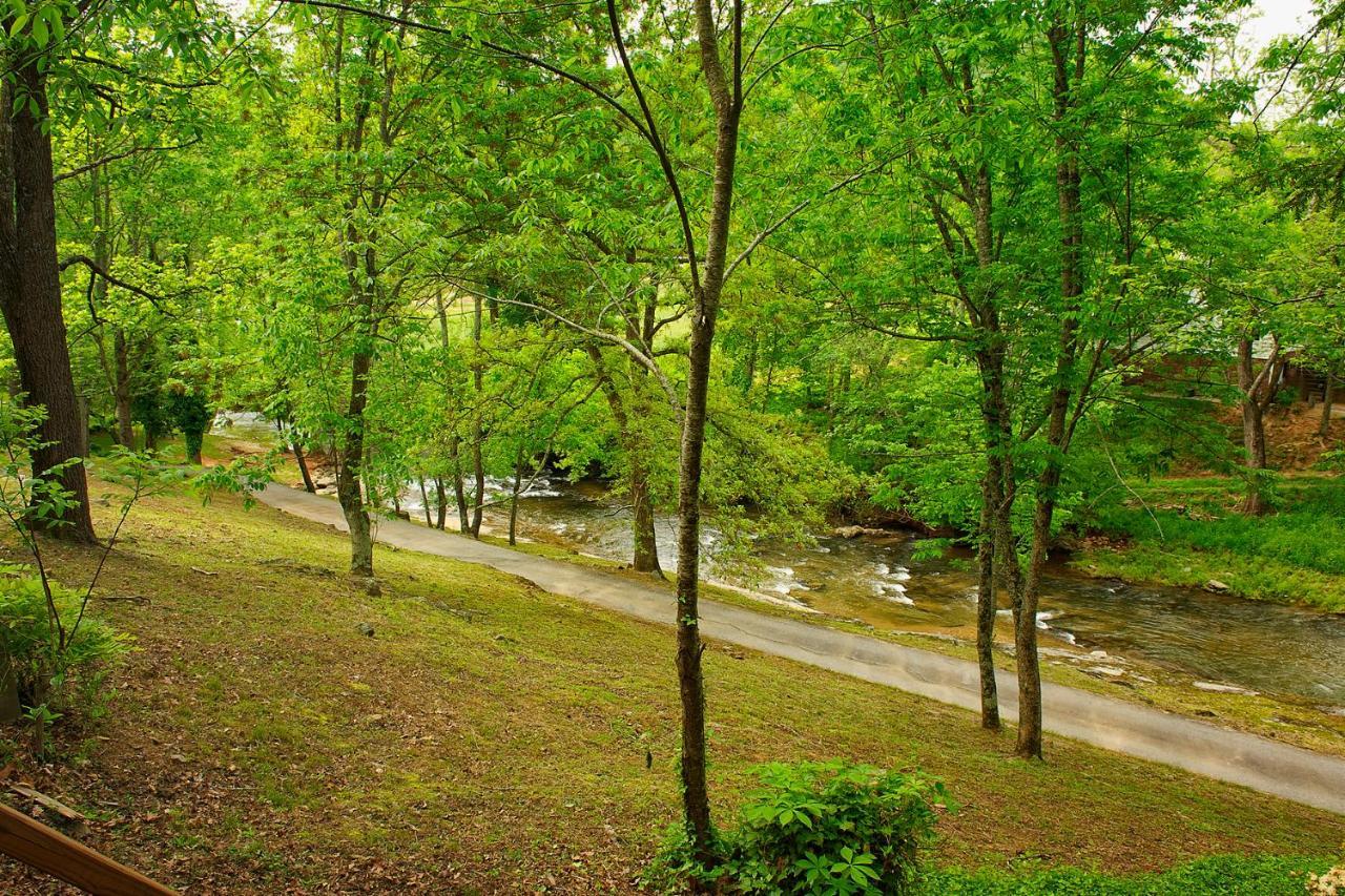 Mountain Springs Cabins Hotel Candler Eksteriør billede