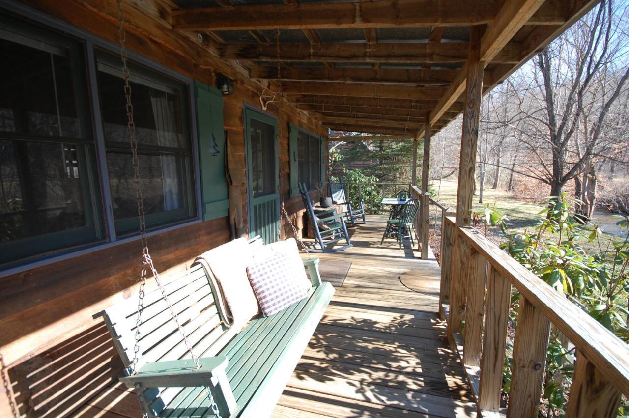 Mountain Springs Cabins Candler Eksteriør billede